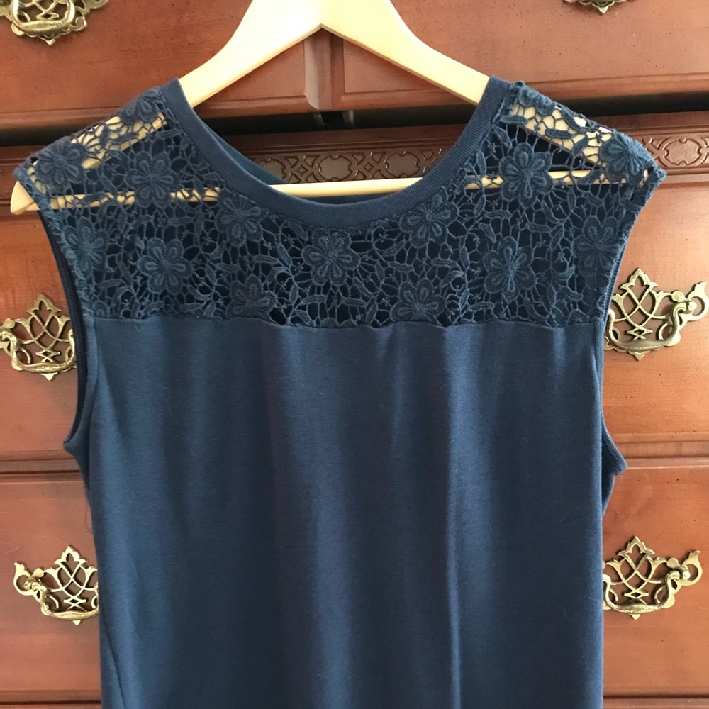 Navy Dressbarn Floral Weave Blouse